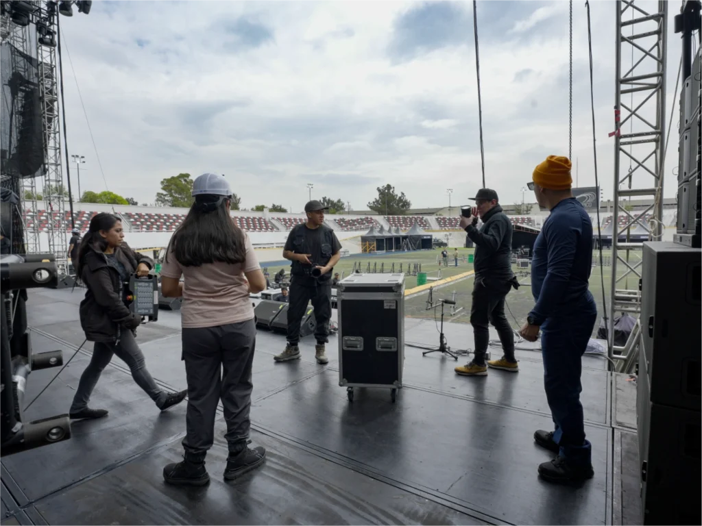 Our Work - Behind the scenes 1_4